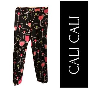 Cocktails Anyone?! 🍸🍷 Cute Print Pant!
